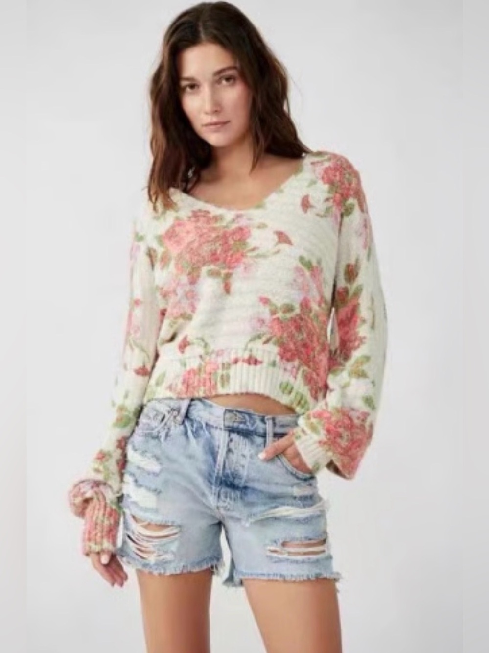 Free People Bed of Roses Sweater Floral V Neck Cropped Fuzzy Knit Women’s L
